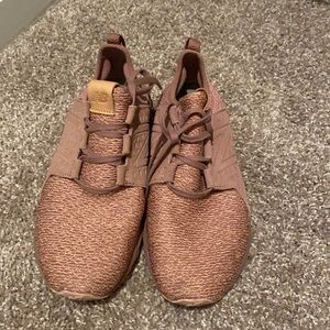 Fresh Foam New Balances - barely worn